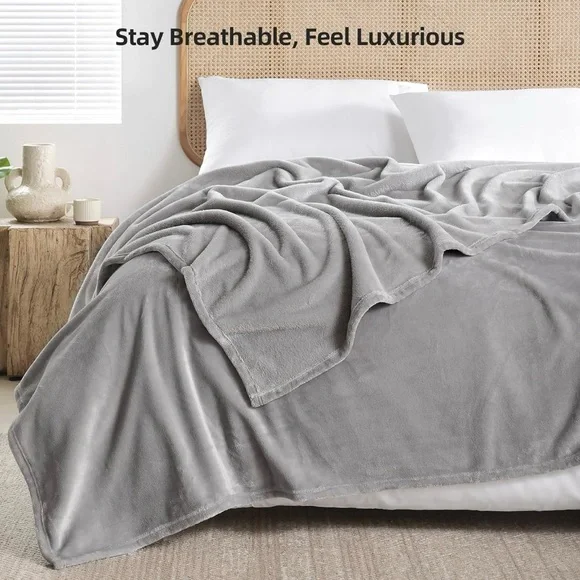 Plush Gray Blanket - Picture 4 of 8